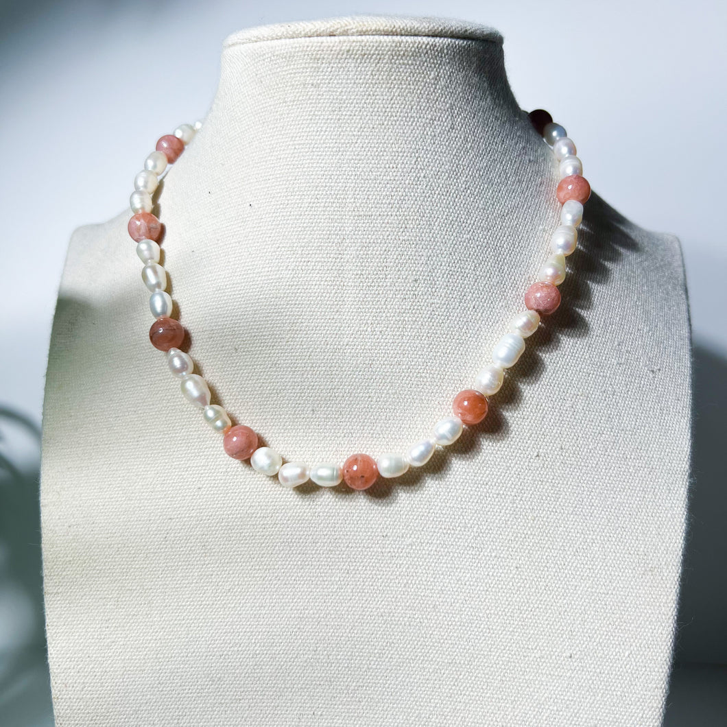 Crystal Necklace „Petunia“ • Rhodochrosite & Freshwater Pearls • adjustable