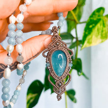 Load image into Gallery viewer, Aquamarine x Pearl • Crystal Necklace
